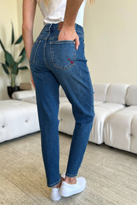 Judy Blue Full Size Queen Of Hearts Coin Pocket BF Jeans ONLINE EXCLUSIVE