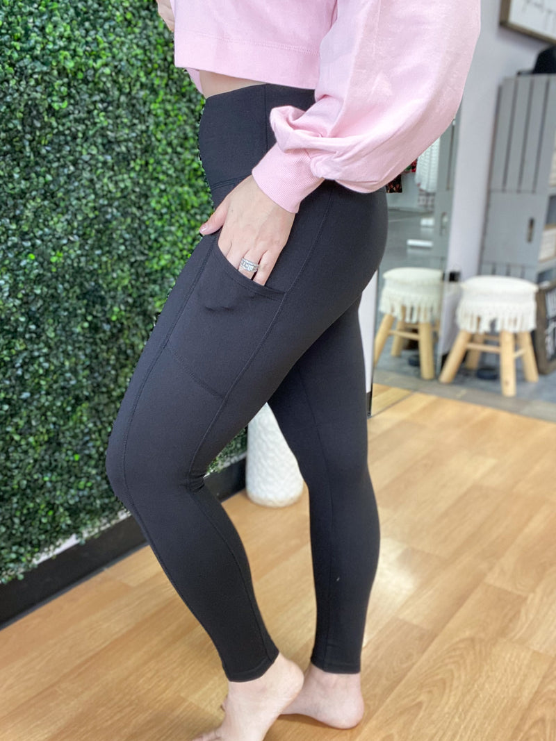 Black Buttery Soft Leggings With Side Pockets – Hometown Honey